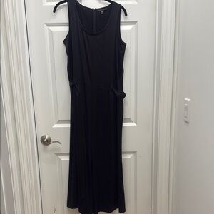 Eileen Fisher Elegant Black Sleeveless Romper 91 % silk